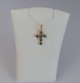 Pendentif Croix or rose  topazes bleues