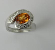 Autres Pierres : Pierres Fines de couleur Bague or blanc paladi Spessartite et Diamants