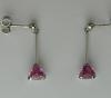 Boucles d'oreilles pendants saphirs roses