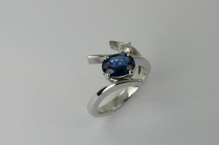 Bague Saphir de Ceylan et Diamant