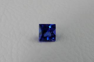 Tanzanite calibre