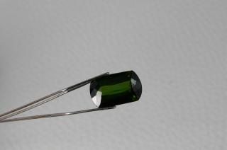 Tourmaline verte taille fantaisie