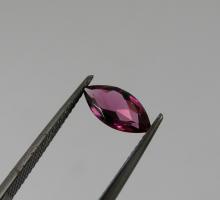 Pierres prcieuses et pierres fines de couleurs Tourmaline rose navette