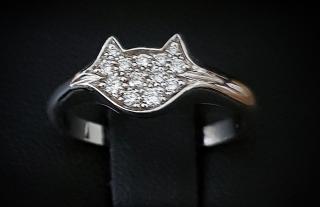 Bestiaire  bague chat  et diamant